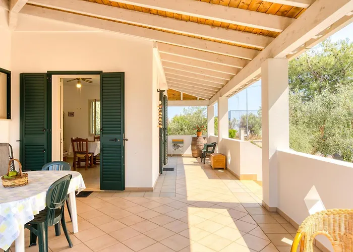 Terra Rossa Villa *